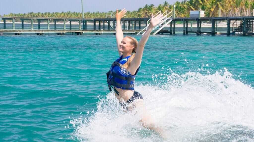 Premium Airport Transfers and Tours Punta Cana | Melao Travel 2025